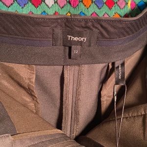 NWT Theory Wool Trousers. Slim Cut Cropped. Continuous Wool: Fir